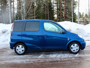 Toyota Yaris Verso