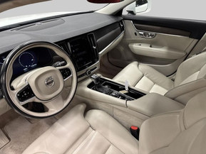Volvo V90 Cross Country