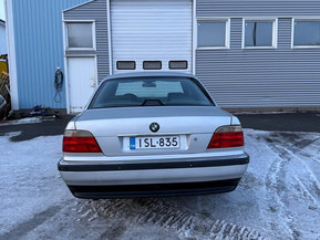 BMW 728