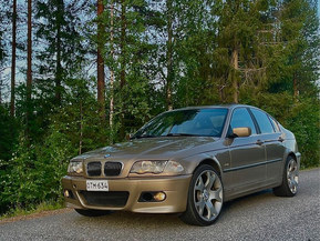 BMW 330