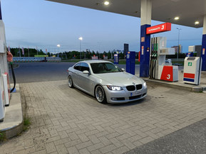 BMW 325