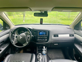 Mitsubishi Outlander PHEV