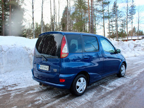 Toyota Yaris Verso