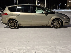 Ford S-MAX