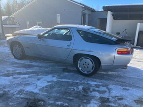 Porsche 928