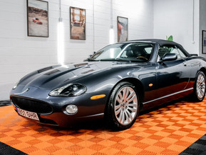 Jaguar XK8