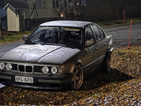 BMW 525