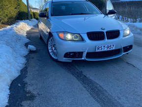 BMW 325