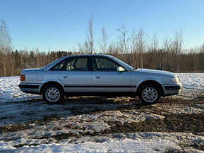 Audi 100