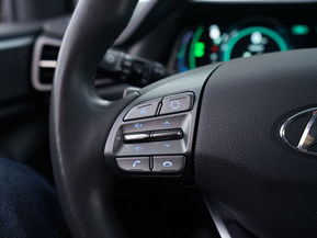 Hyundai Ioniq Plug-In