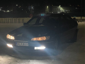 Peugeot 406