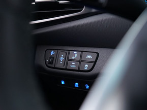 Hyundai Ioniq Plug-In