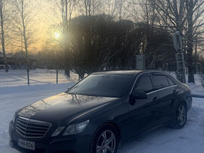 Mercedes-Benz E