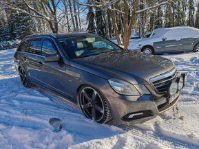 Mercedes-Benz E