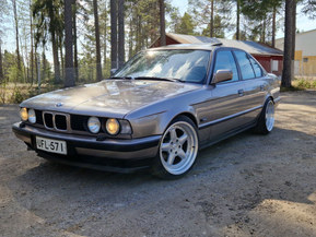 BMW 525