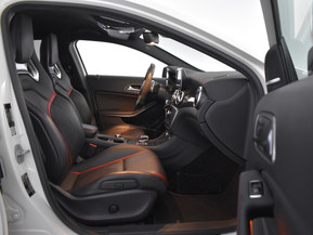 Mercedes-Benz GLA 45 AMG