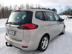 Opel Zafira Tourer