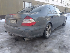 Mercedes-Benz E