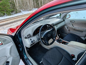 Mercedes-Benz C 200