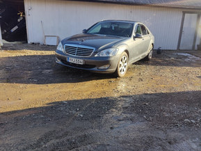 Mercedes-Benz S