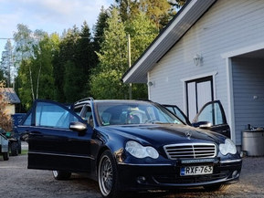 Mercedes-Benz C 200
