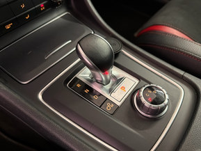 Mercedes-Benz A 45 AMG