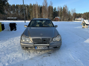 Mercedes-Benz C 200
