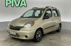Toyota Yaris Verso