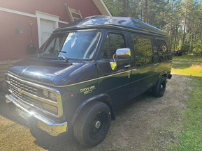 Chevrolet Chevy Van
