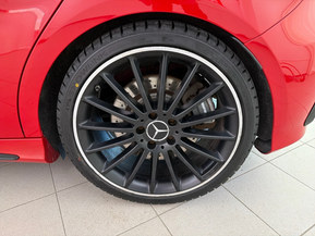 Mercedes-Benz A 45 AMG