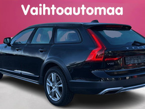 Volvo V90 Cross Country