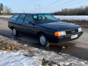 Audi 100