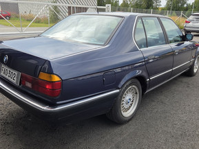 BMW 735