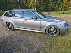 BMW 545