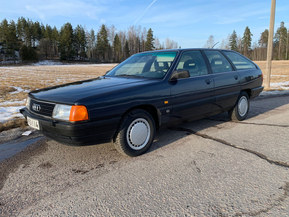 Audi 100