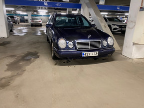 Mercedes-Benz E
