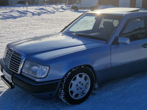 Mercedes-Benz 200
