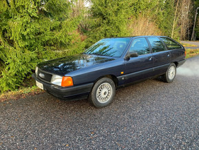 Audi 100