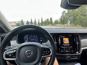 Volvo V90