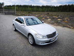 Mercedes-Benz S
