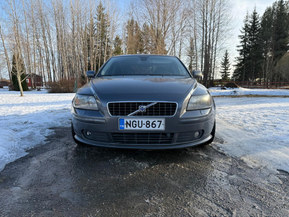 Volvo S40