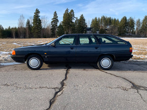 Audi 100