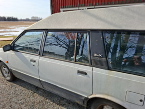 Mitsubishi Space Wagon
