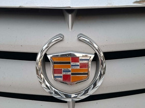 Cadillac STS