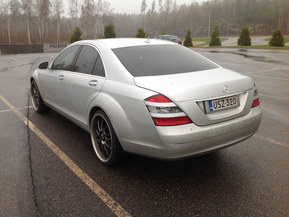 Mercedes-Benz S