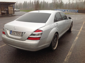 Mercedes-Benz S