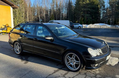 Mercedes-Benz C 32 AMG
