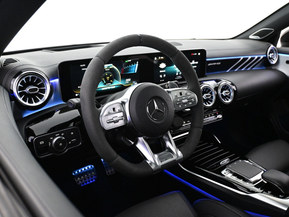 Mercedes-Benz CLA 45 AMG