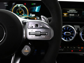 Mercedes-Benz CLA 45 AMG