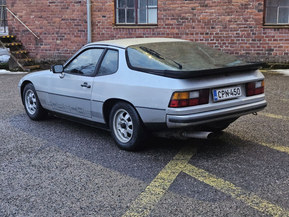 Porsche 924